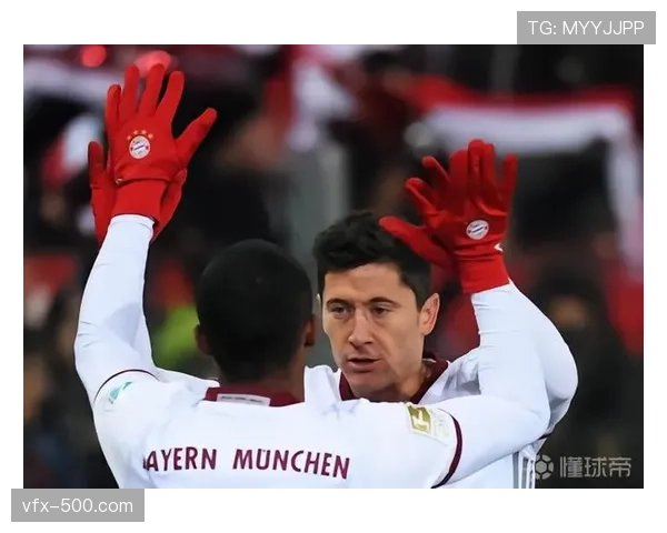 特写:伤停补时错失绝杀后,马约拉尔在草坪上静坐良久 特写:伤停补时错失绝杀后,马约拉尔在草坪上静坐良久